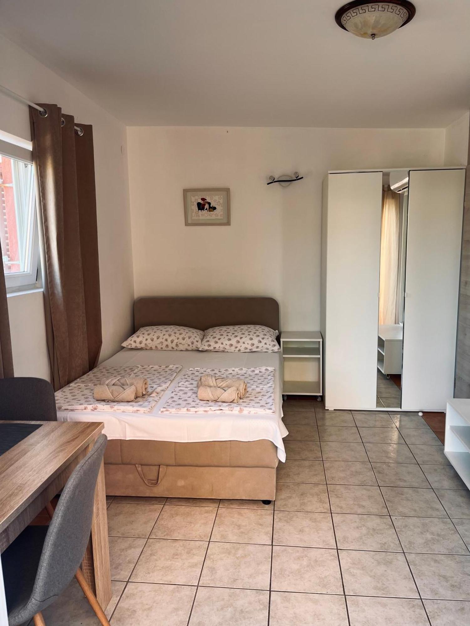 Studio Simoneta Малинска Экстерьер фото